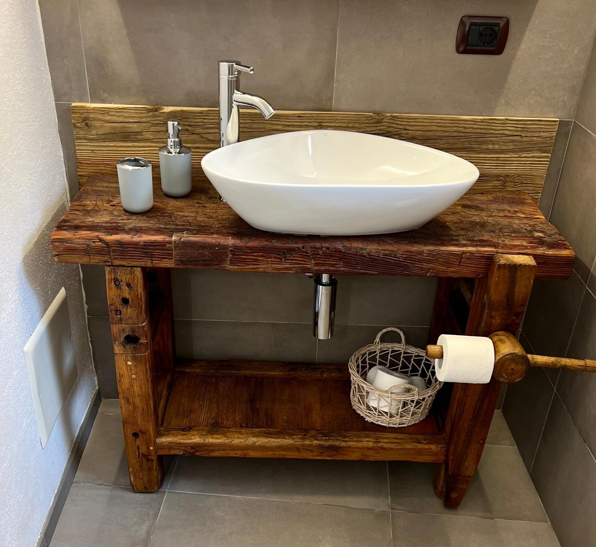 Profumo Di Legno Apartment Aosta Luaran gambar
