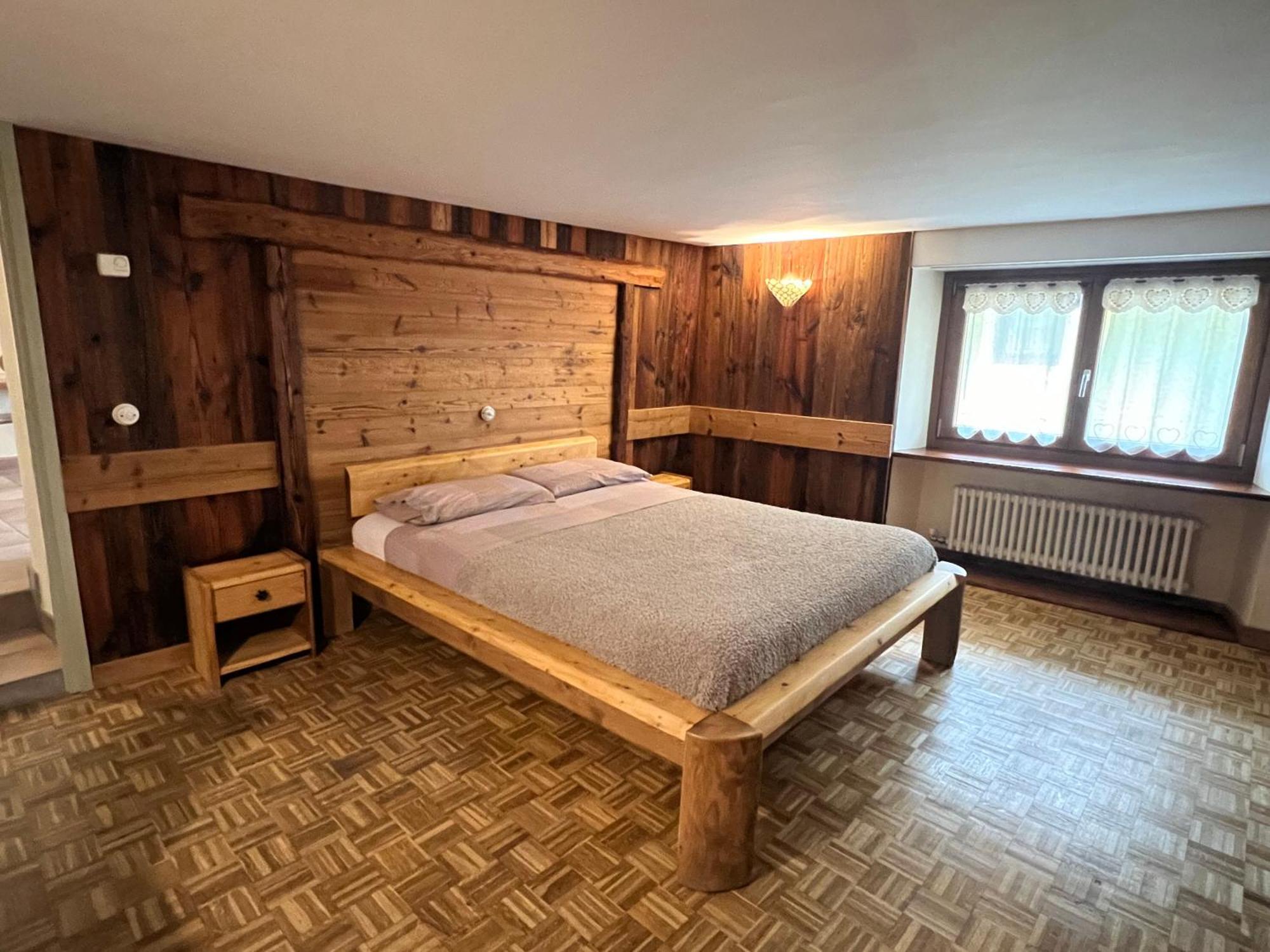 Profumo Di Legno Apartment Aosta Luaran gambar