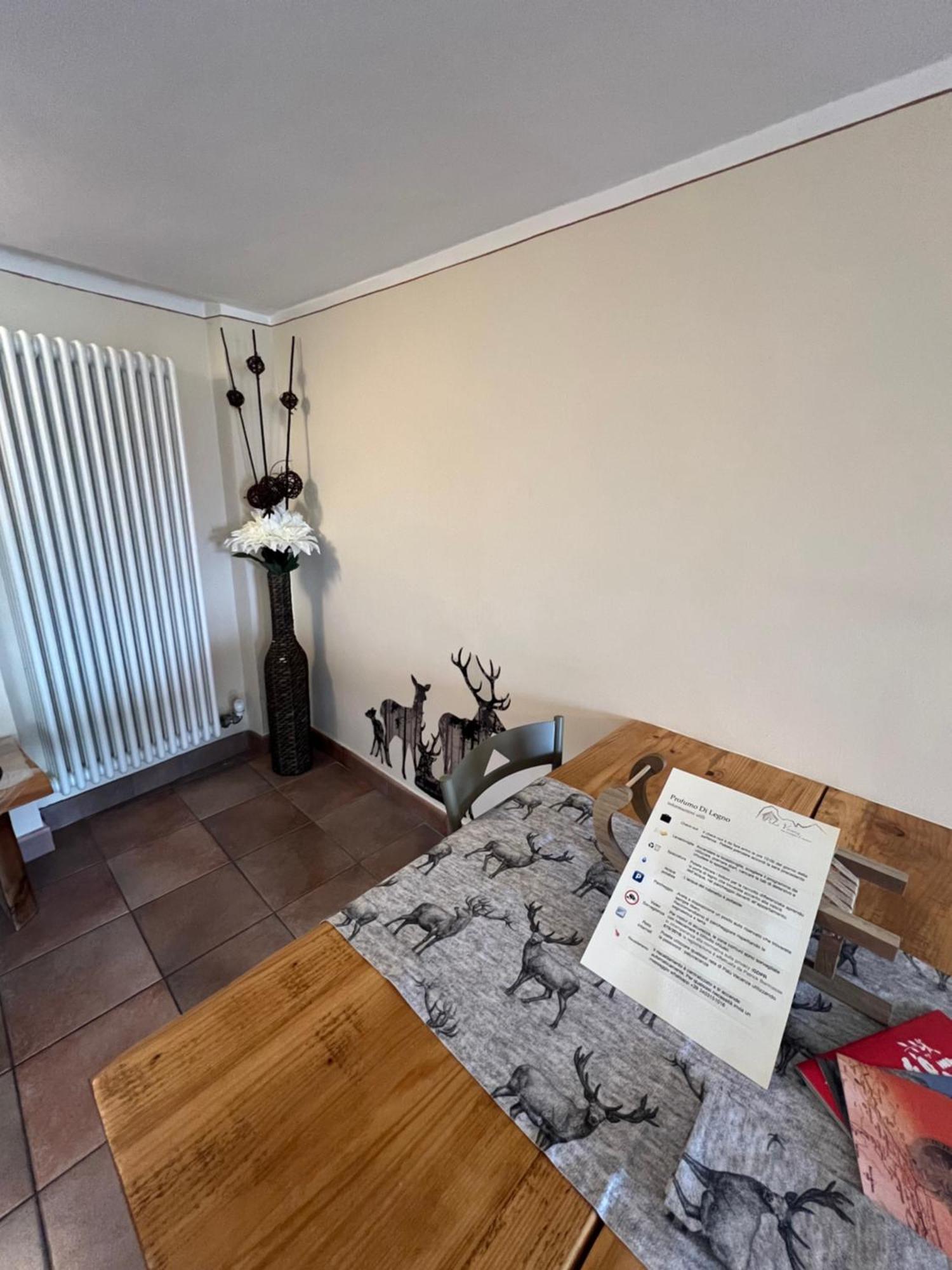Profumo Di Legno Apartment Aosta Luaran gambar
