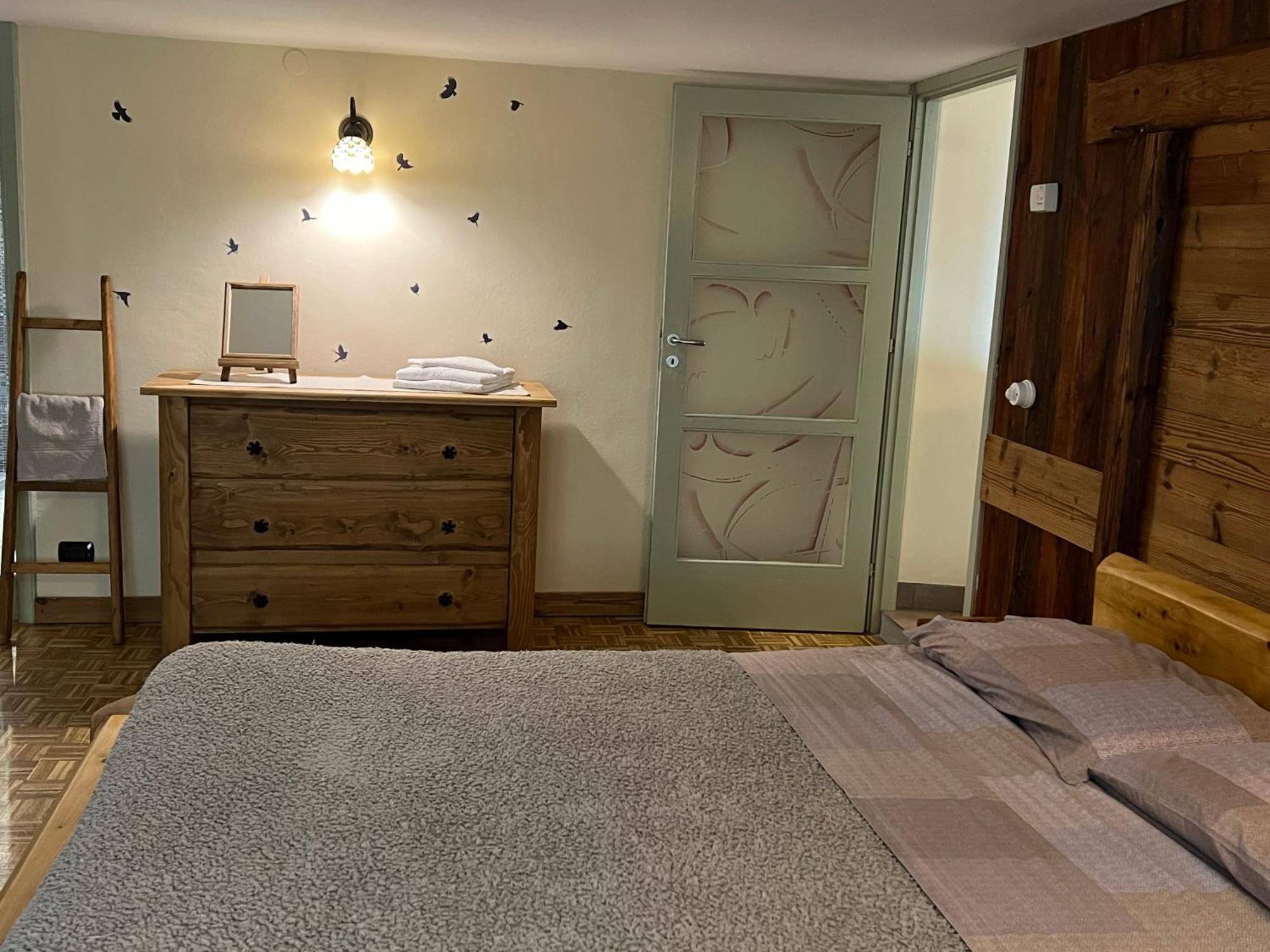 Profumo Di Legno Apartment Aosta Luaran gambar